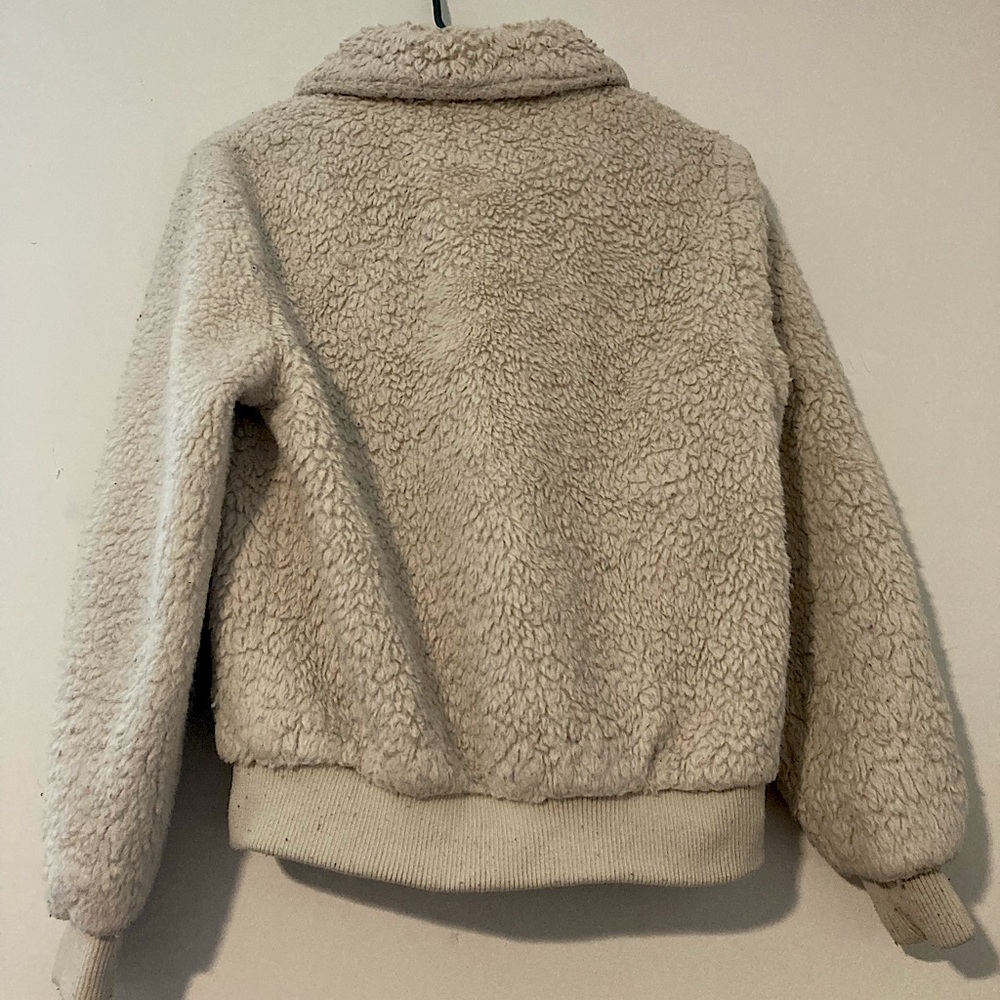 Fuzzy jacket - Picture 2 of 2